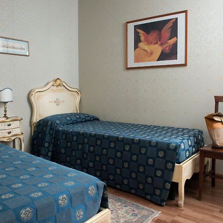 San Giacomo Венеция Екстериор снимка